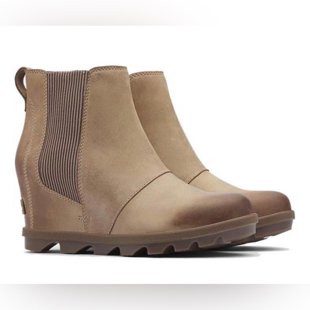 NWOT Womens 9.5US Sorel Boots